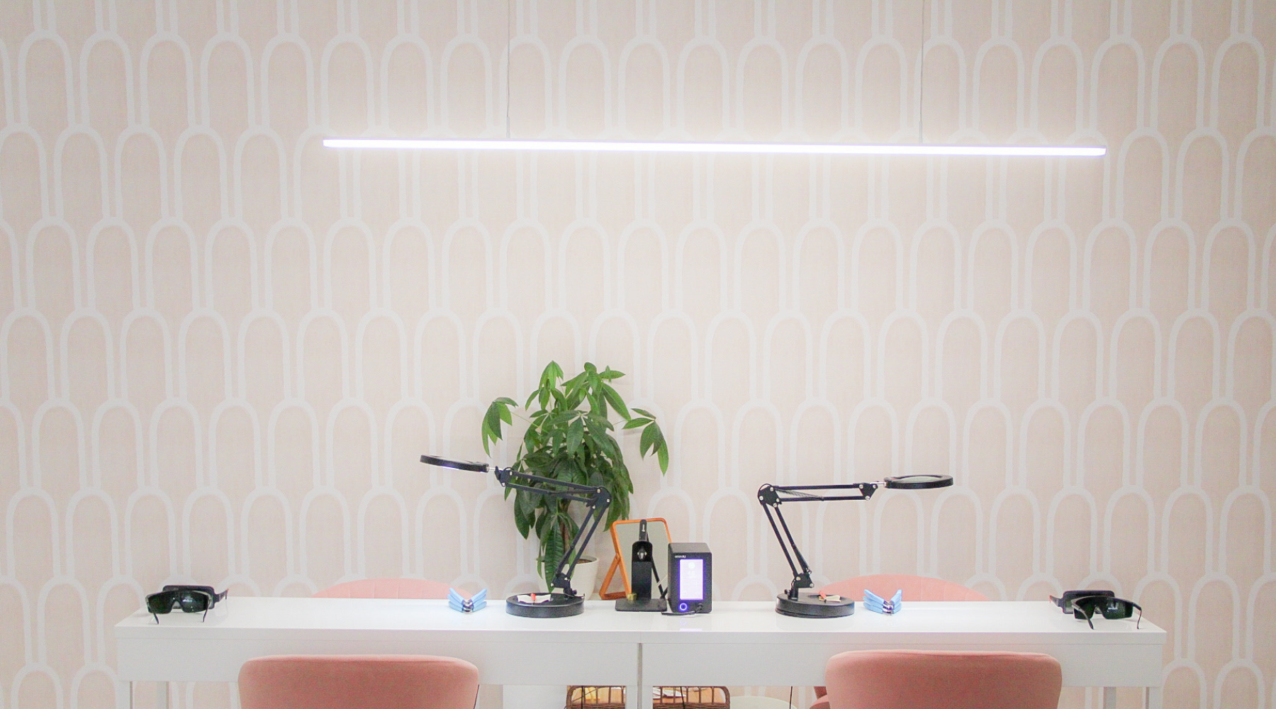 Valentine’s Day Prep: Tips for Permanent Jewelry Business Owners to Maximize Success