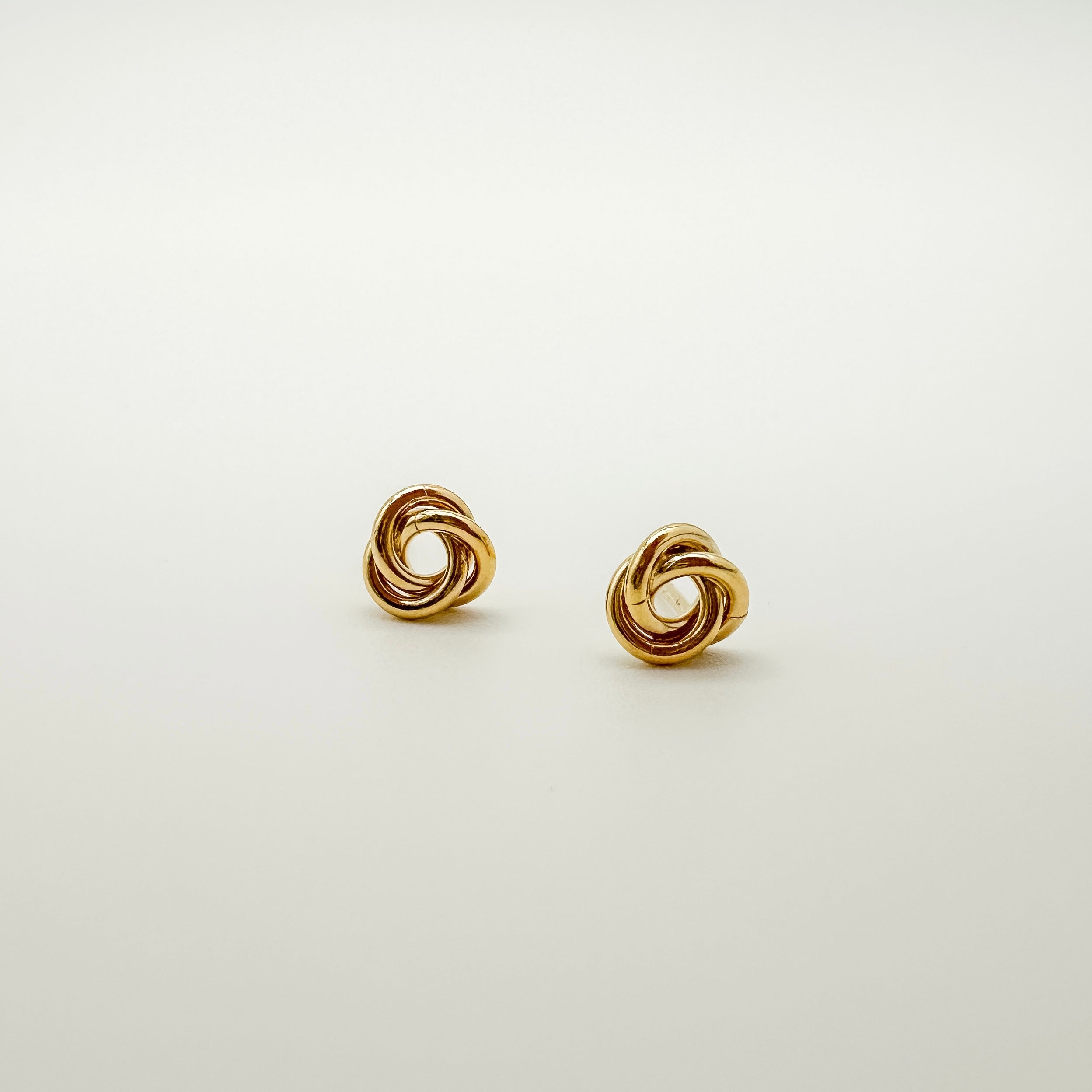 knot earrings, knot stud earrings, gold filled twisted knot earrings, preppy earrings, gold filled stud earrings, gold filled earrings