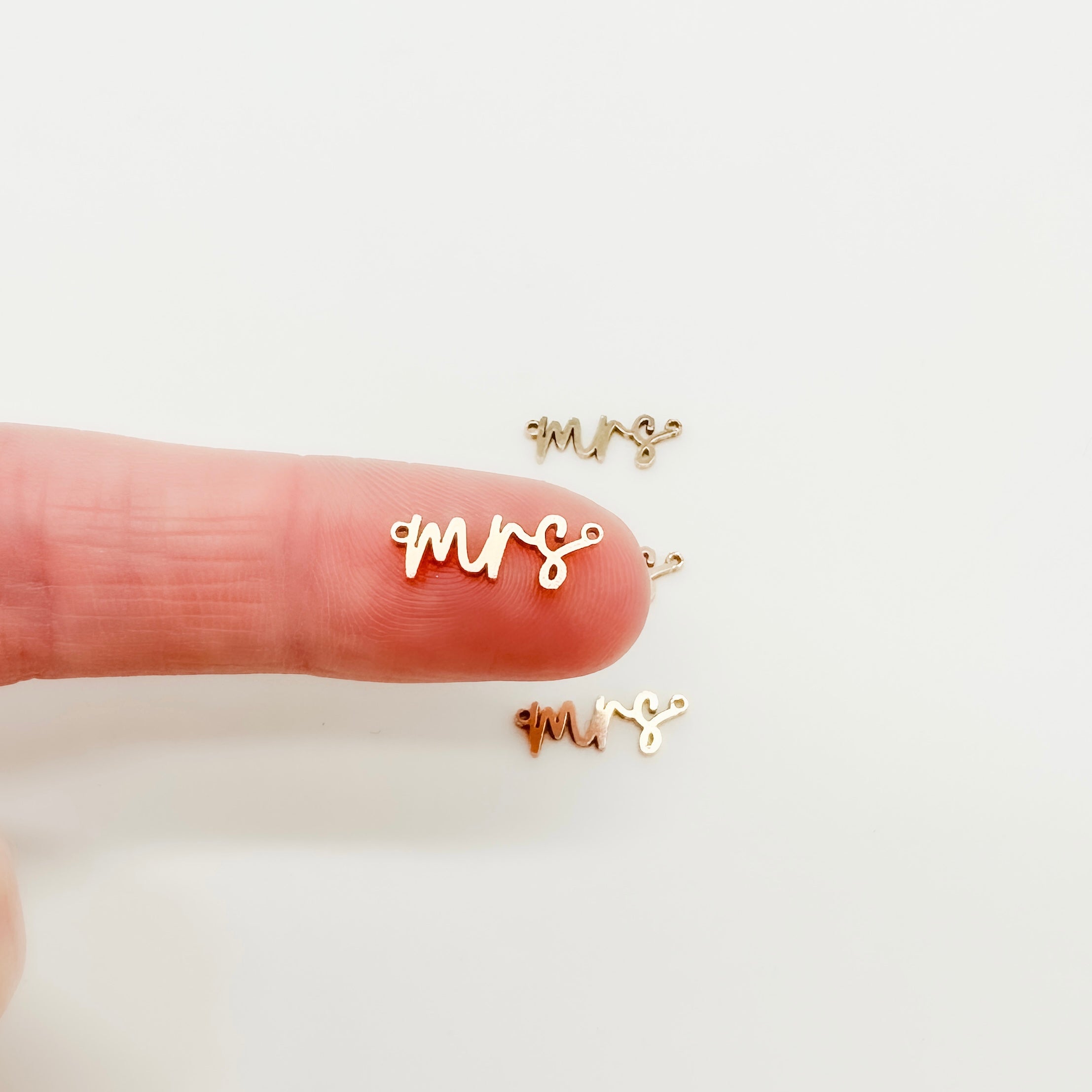 mrs connector, gold filled mrs connector, mrs charm, bridal charm, bridal party connector, bridal gift, essbe, permanent jewelry supplier, gold filled charms